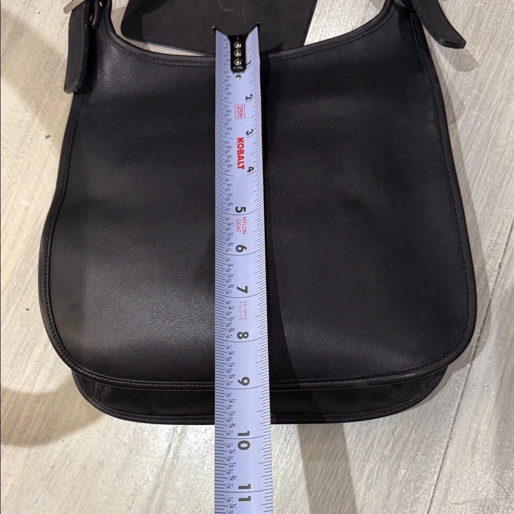 Vintage Coach Hippy Flap Black Leather Crossbody Bag -9135